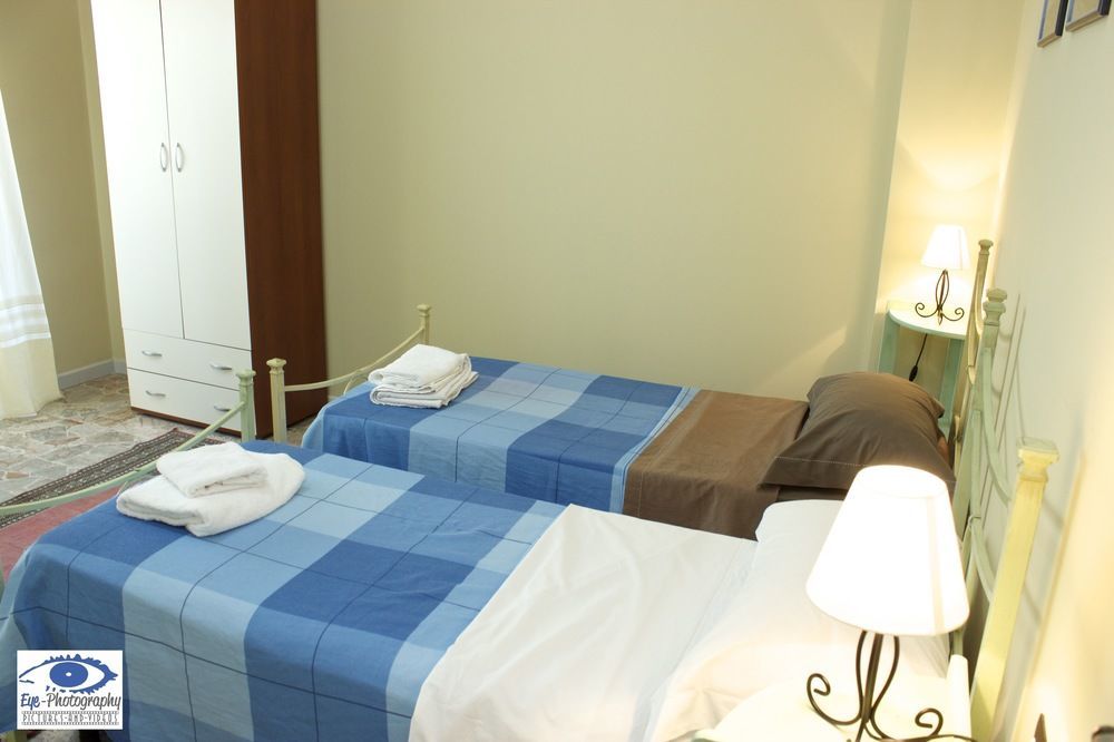 Victoria Bed & Breakfast Кальяри Экстерьер фото